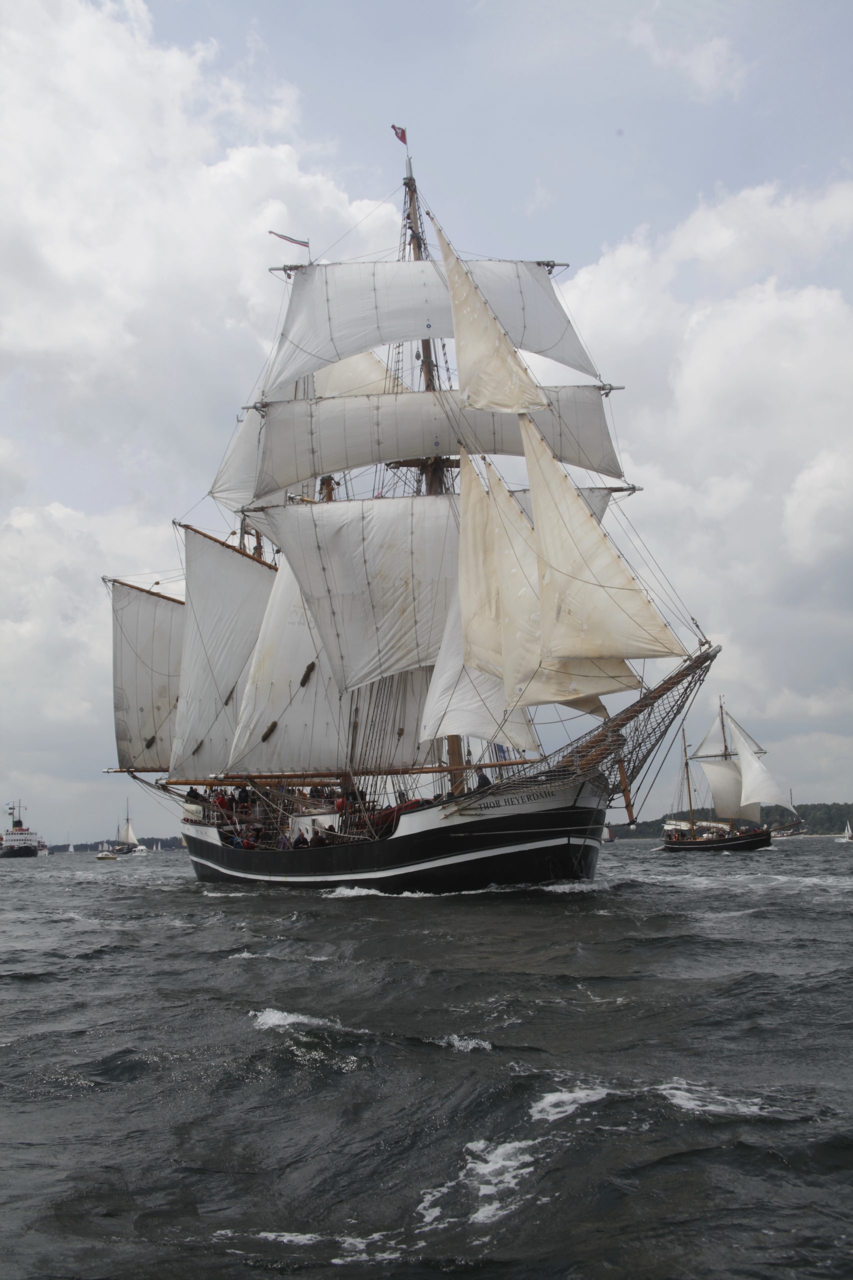 Deutsche Sailtraining Association (S.T.A.G.) lässt Traditionsschiffe nicht im Stich Deutsche Sailtraining Association (S.T.A.G.) lässt Traditionsschiffe nicht im Stich